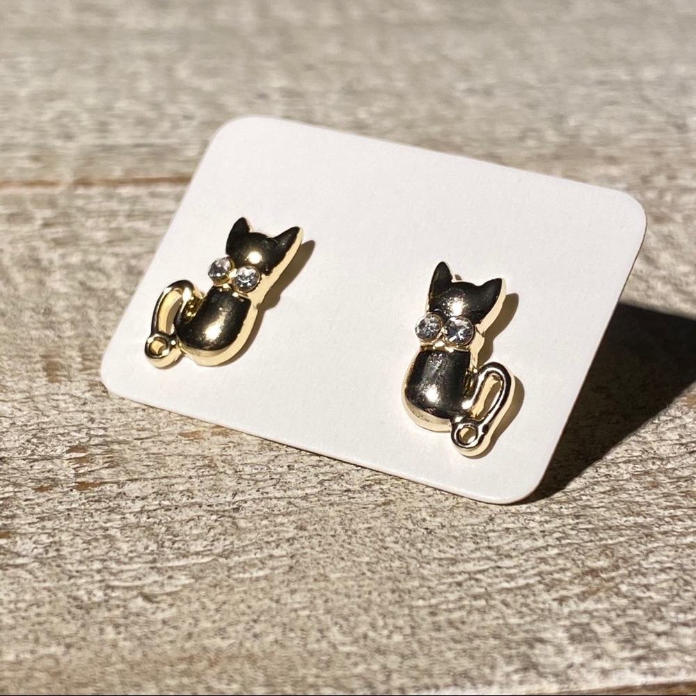 3 for $15 Sitting Cat Light Gold Studs Earrings - Picture 2 of 4